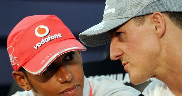 Lewis Hamilton i Michael Schumacher /AFP