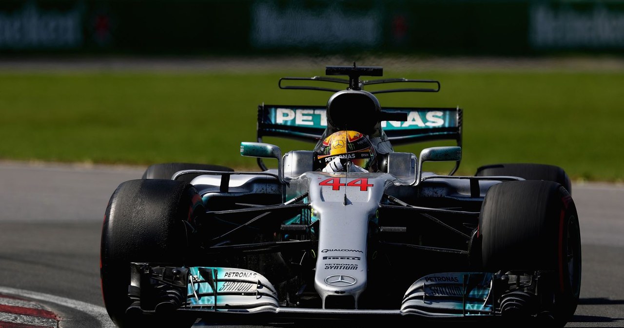 Lewis Hamilton w bolidzie F1 /AFP