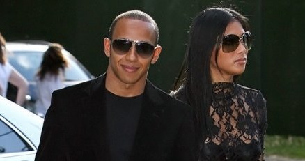 Lewis Hamilton wolny czas zamierza spędzić z  Nicole Scherzinger. /AFP