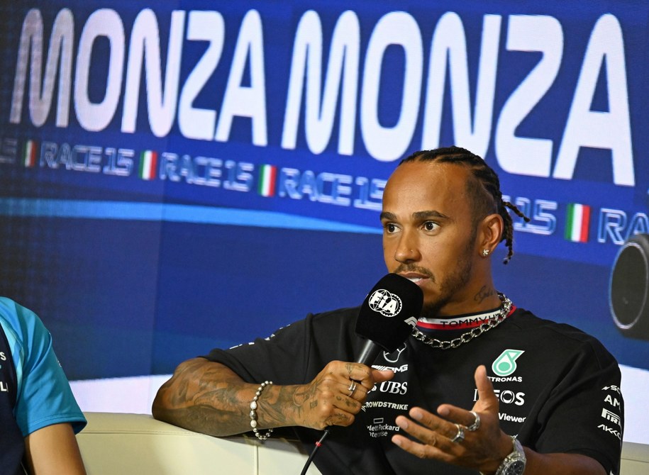 Lewis Hamilton /DANIEL DAL ZENNARO  /PAP/EPA