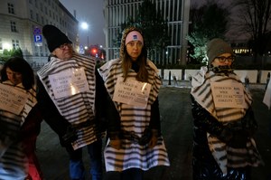 "Lex Czarnek". Manifestacje i happeningi w całej Polsce. "Totalna mobilizacja"