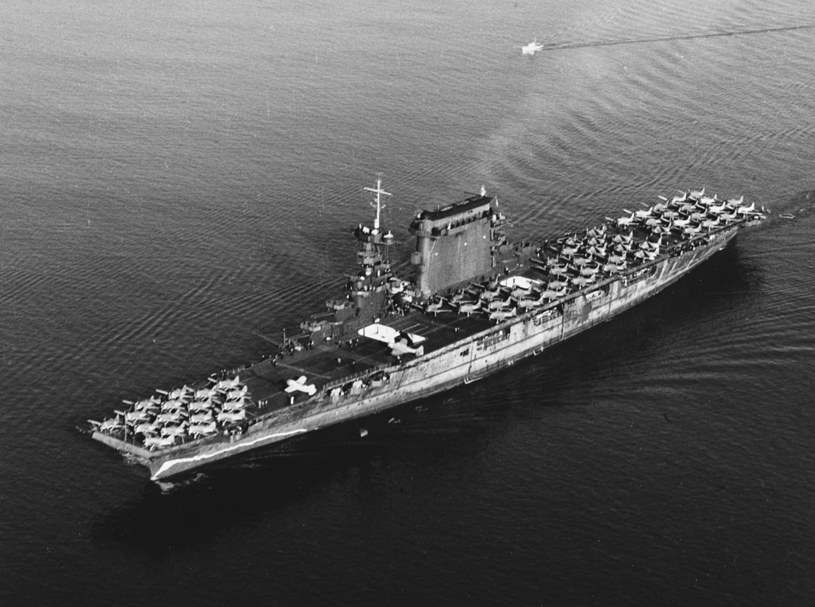 "Lexington" opuszcza San Diego 14 października 1941 roku /Wikimedia Commons /INTERIA.PL/materiały prasowe