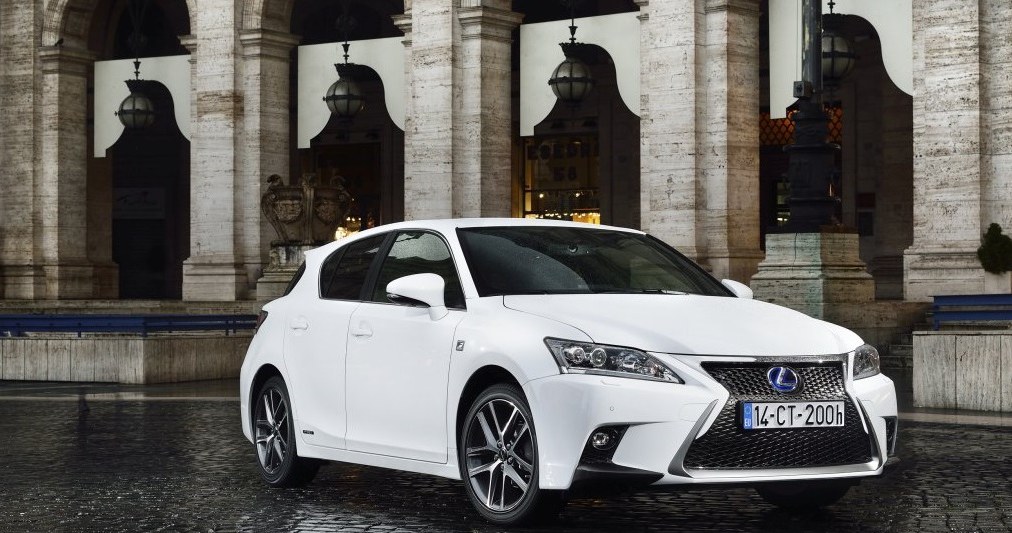 Lexus CT 200h /Informacja prasowa