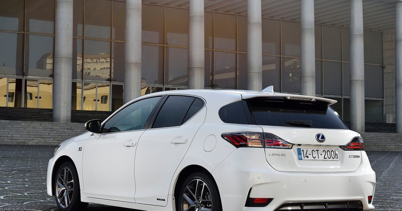 Lexus CT 200h /Informacja prasowa