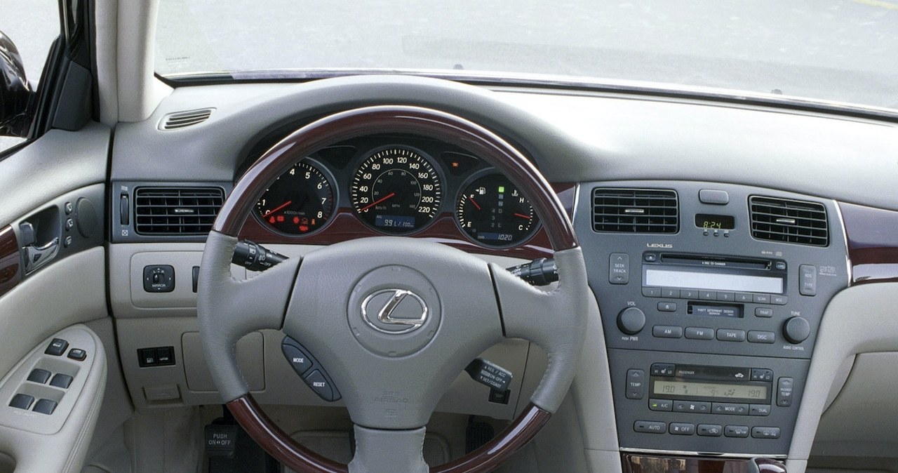 Lexus ES /Informacja prasowa