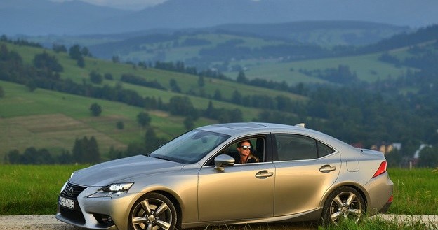 Lexus IS /INTERIA.PL