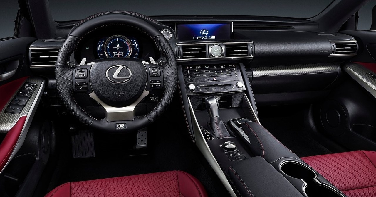 Lexus IS /Informacja prasowa