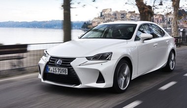 Lexus IS