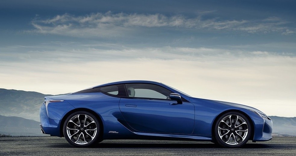 Lexus LC 500h /Informacja prasowa