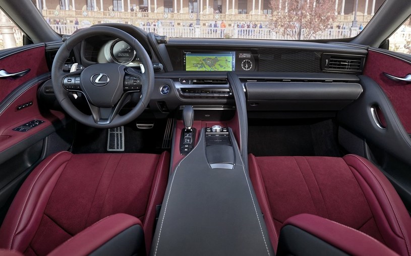Lexus LC 500h /Informacja prasowa