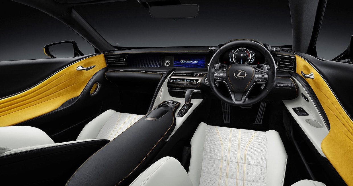 Lexus LC Luster Yellow /Informacja prasowa