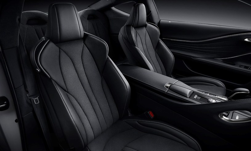 Lexus LC otrzyma też dwie nowe kolorystyki wnętrza. /materiały prasowe