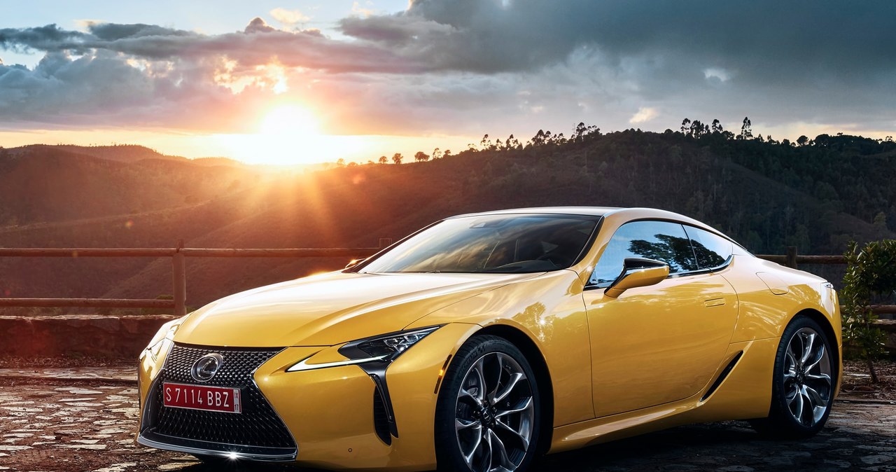 Lexus LC Yellow Edition /Informacja prasowa