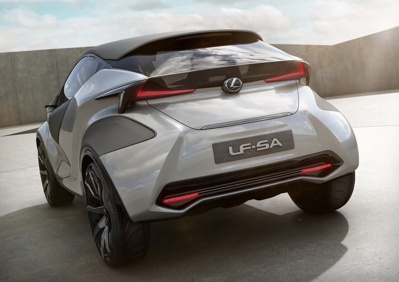 Lexus pokazał swój koncept LFSA w pełnej krasie