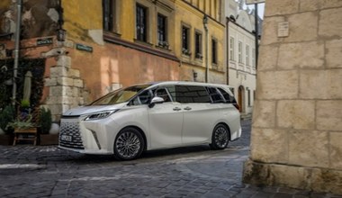 Lexus LM 350h. Samochodowa klasa biznes
