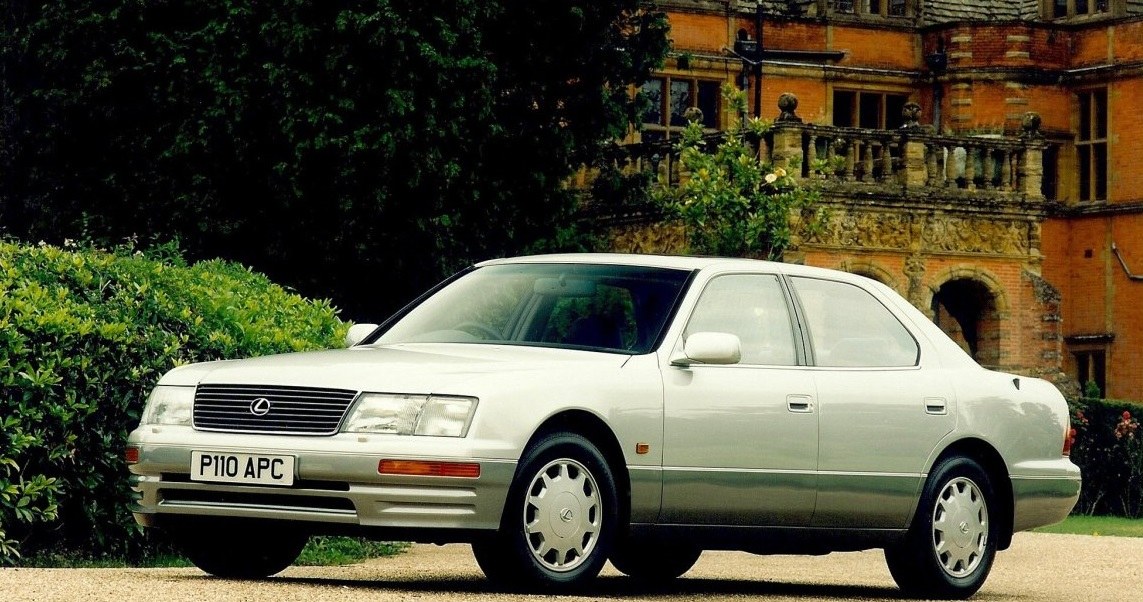 Lexus LS 400 (I generacja) /Informacja prasowa