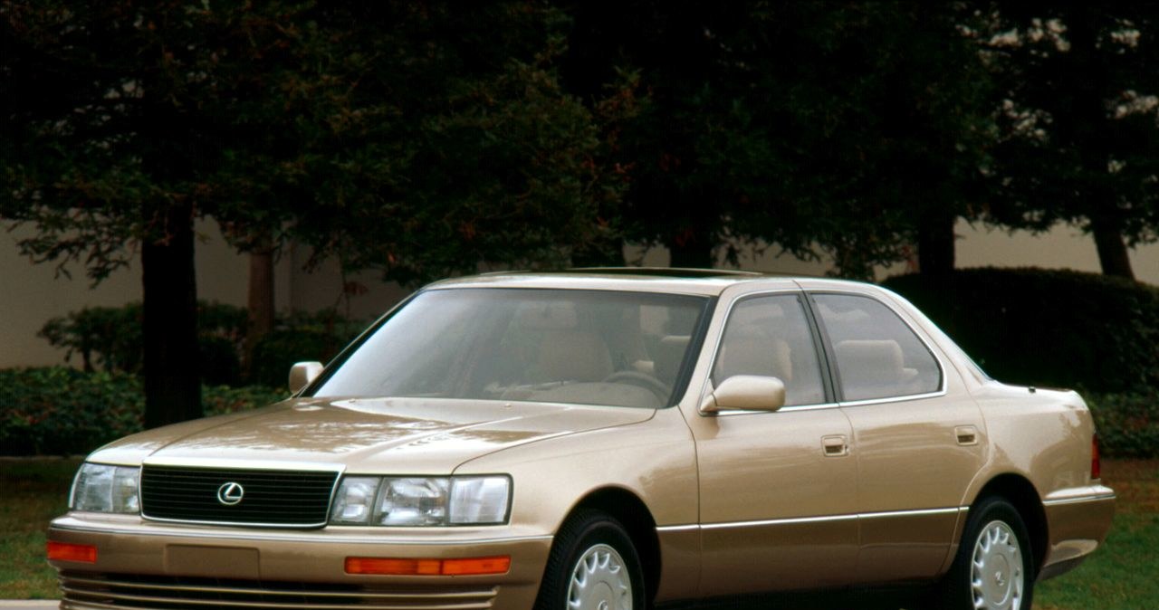 Lexus LS 400 /Informacja prasowa