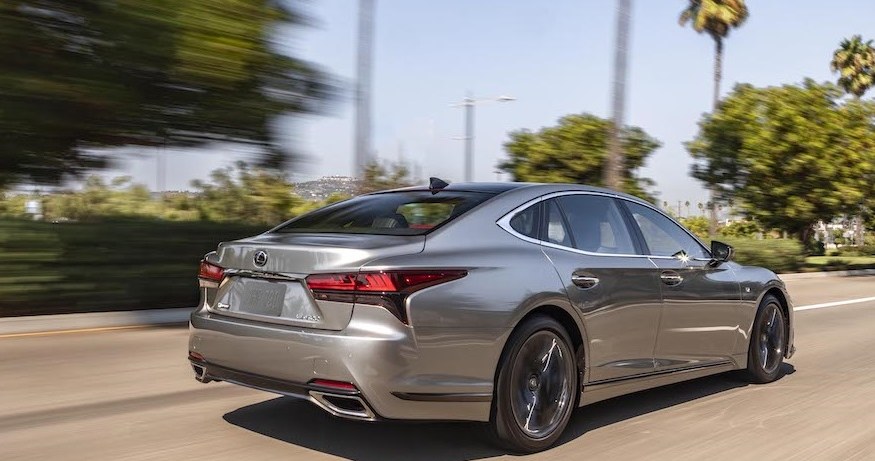 Lexus LS 500h /Informacja prasowa