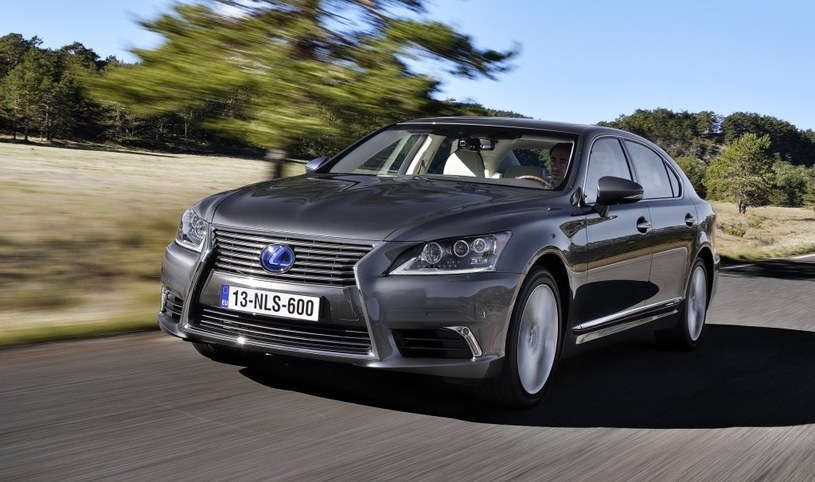 Lexus LS z napędem wodorowym Motoryzacja w INTERIA.PL