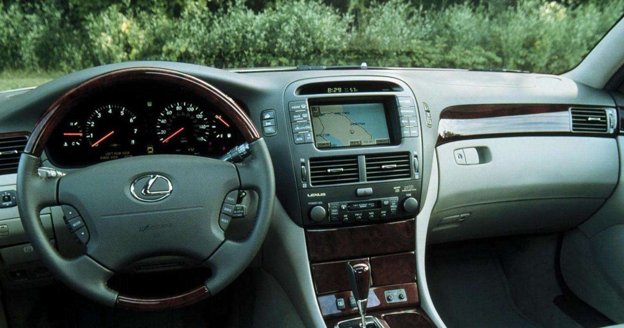 Lexus LS /Informacja prasowa