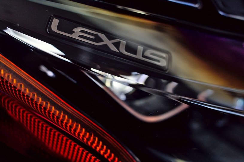 Lexus LS /Informacja prasowa