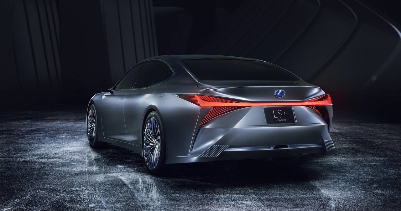 Lexus LS+ /Informacja prasowa