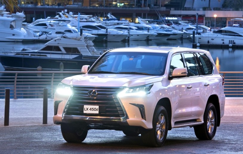 Lexus LX 450d /Informacja prasowa