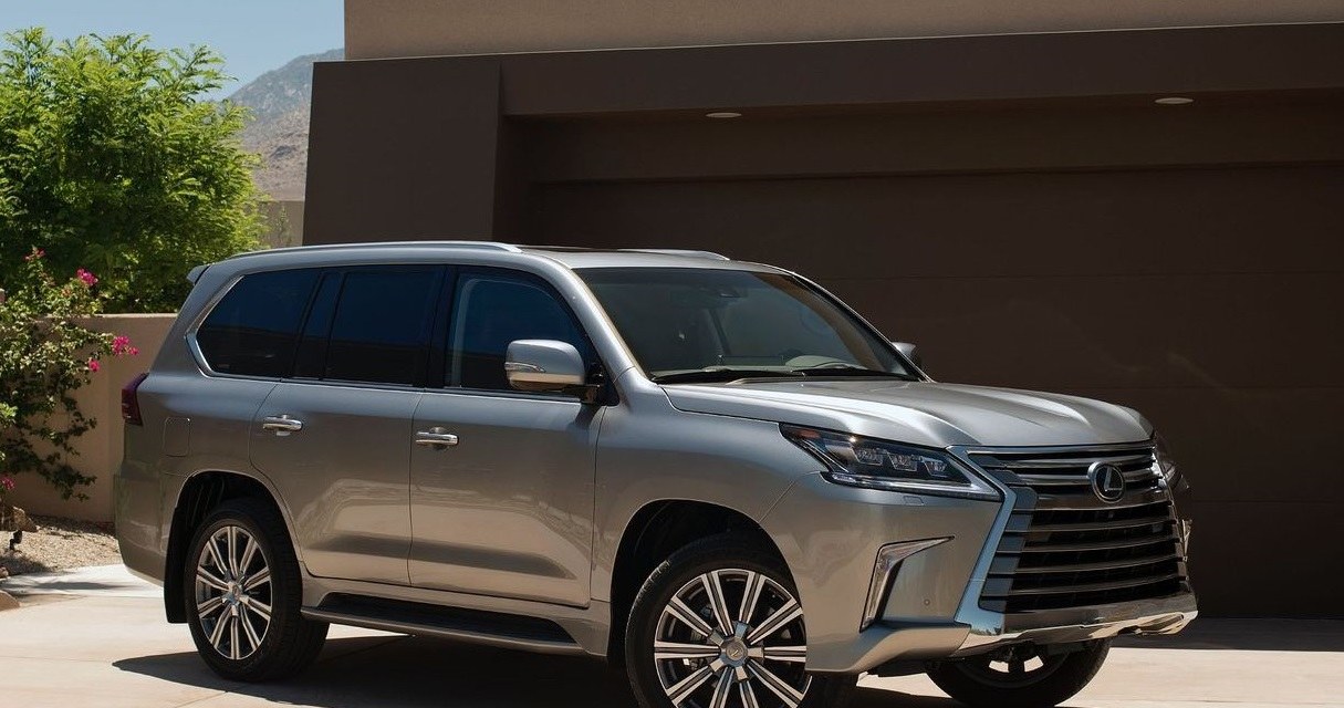 Lexus LX 570 /Informacja prasowa