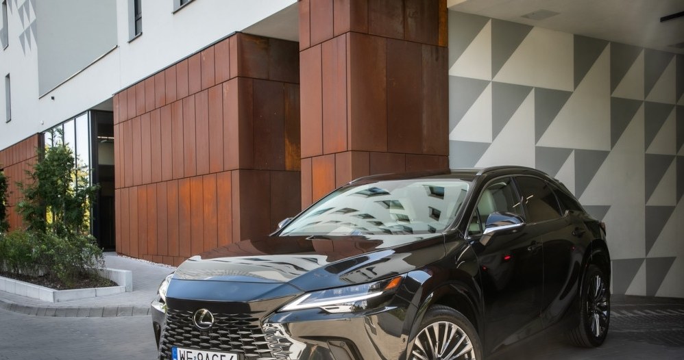 Lexus Polska - Lexus RX /materiały promocyjne