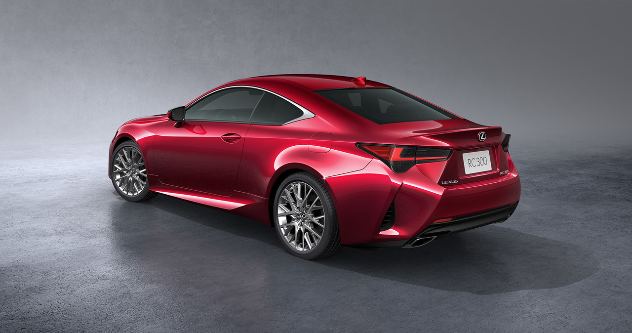 Lexus RC 300 /Informacja prasowa