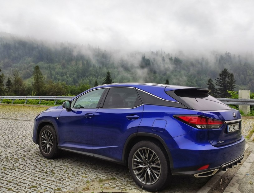 Lexus RX 300. Świetny samochód z jedną wadą Motoryzacja