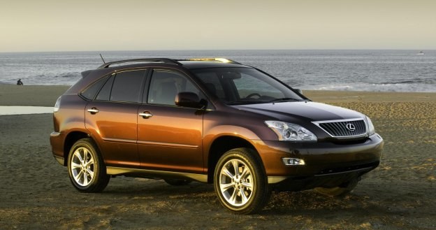 Lexus RX z rocznika modelowej 2009 okazał się najmniej awaryjnym autem w zestawieniu. /Lexus