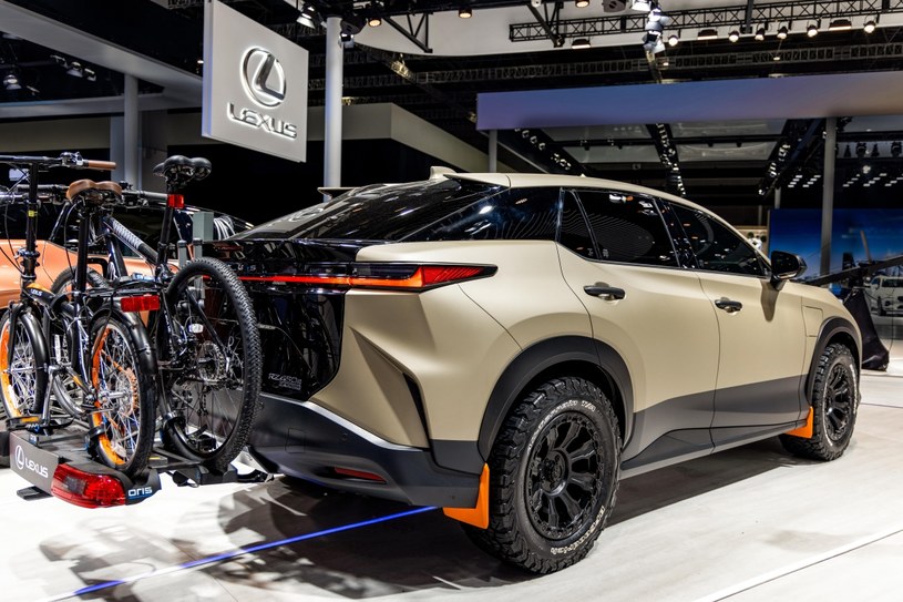 Lexus RZ Outdoor Concept - prototyp terenowego auta elektrycznego /materiały prasowe