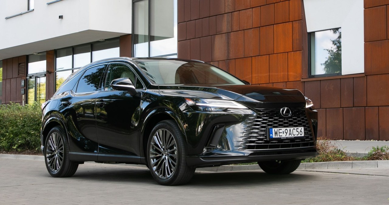 Lexus sprzedał ponad 3 mln samochodów z napędem hybrydowym i elektrycznym. /materiały prasowe