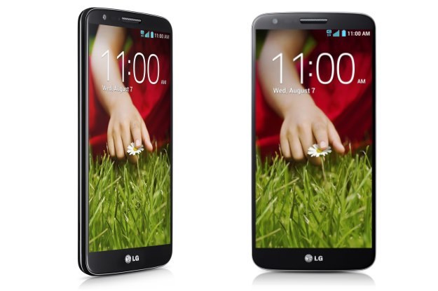 LG G2 - nowy flagowy telefon koreańskiego producenta /materiały prasowe