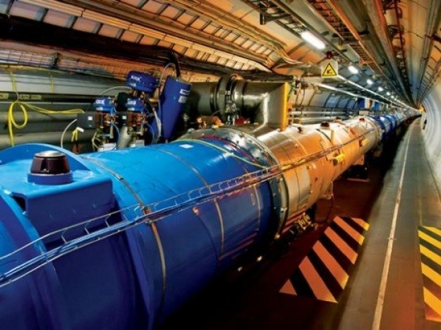 LHC zderzał cząsteczki z rekordową mocą 13 teraelektronowoltów. /AFP