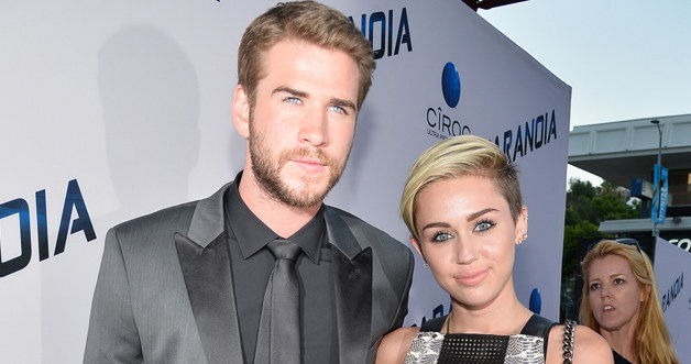 Liam Hemsworth i Miley Cyrus /Frazer Harrison /Getty Images