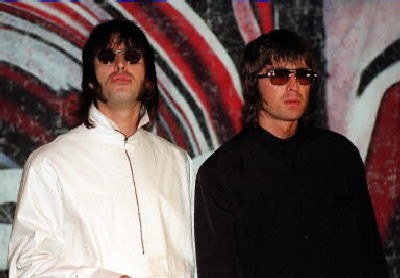 Liam i Noel Gallagherowie (Oasis) /arch. AFP
