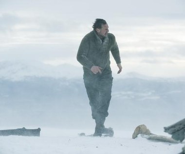 Liam Neeson w filmie "Przetrwanie".