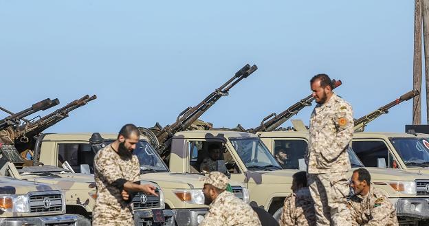 Libia miesza na rynku ropy /AFP