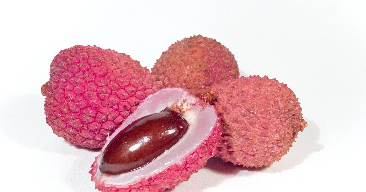 Лічі має ніжний, солодкий смак із легкою кислинкою, що нагадує суміш винограду, груші та цитрусу /pixabay.com