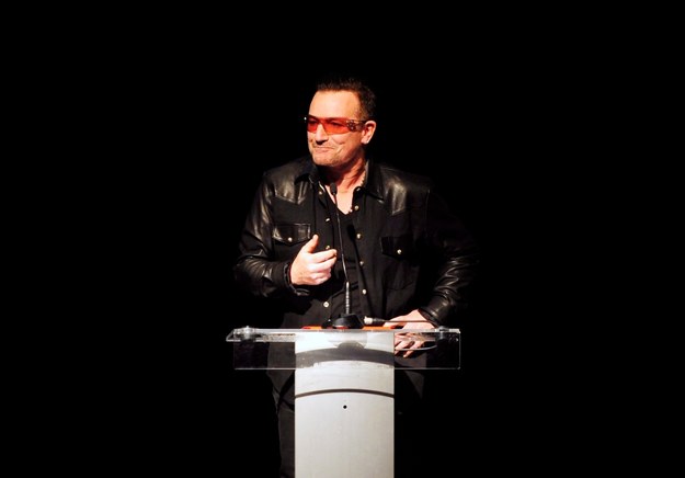 Lider grupy U2 - Bono /AIDAN CRAWLEY  /PAP/EPA