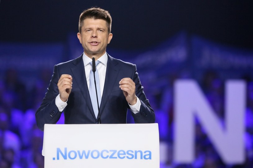 Lider Nowoczesnej Ryszard Petru podczas konwencji programowej Nowoczesnej /Leszek Szymański /PAP