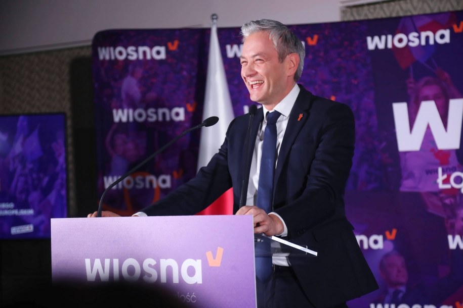 Lider partii Wiosna Robert Biedroń podczas grudniowej konwecji SLD i Wiosny w Warszawie /	Wojciech Olkuśnik /PAP