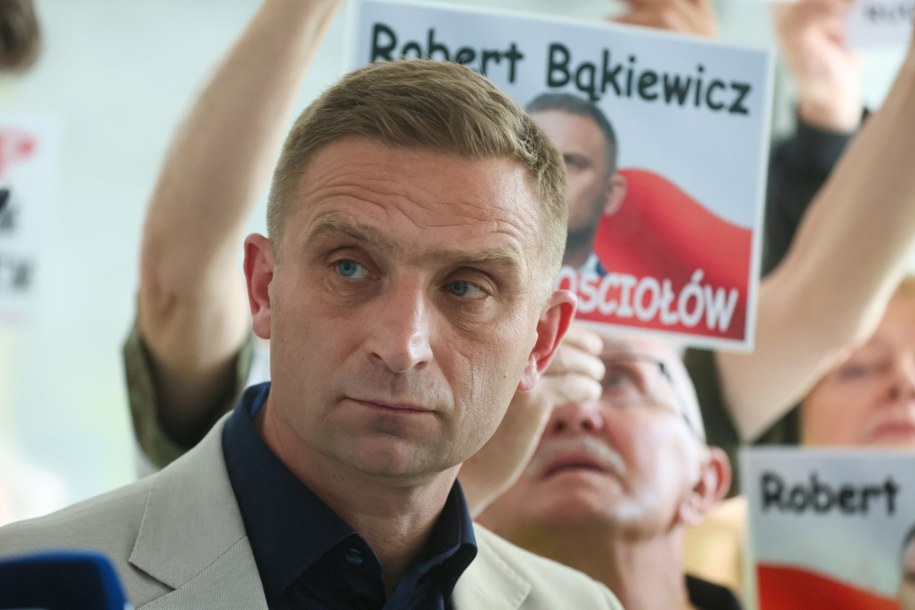 Lider Ruchu Obrony Granic Robert Bąkiewicz w Sądzie Rejonowym dla Warszawy Śródmieścia /Leszek Szymański /PAP