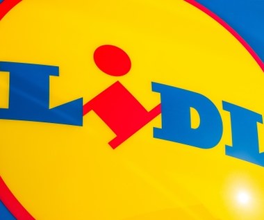 Lidl otwiera sklep całodobowy. Ale klienci na zakupy mogą się wybrać tylko pieszo