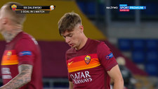 Liga Europy. Nicola Zalewski zdobył gola dla AS Roma, ale przyznano ją komu innemu. (POLSAT SPORT). Wideo