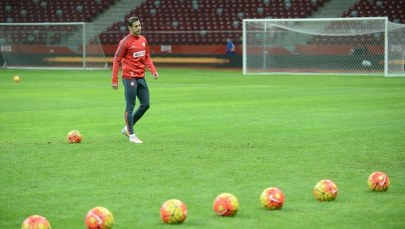 Liga hiszpańska: Kontuzja nie pozwoli Grzegorzowi Krychowiakowi zagrać z Levante