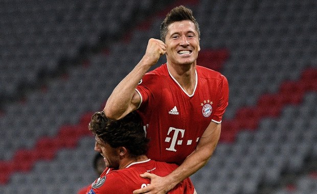 Liga Mistrzów: Koncert Lewandowskiego, popis Messiego. Bayern i Barcelona spotkają się w ćwierćfinale!