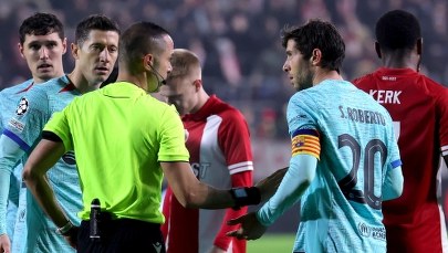 Liga Mistrzów. Wstydliwa porażka Barcelony, awans PSG i Porto